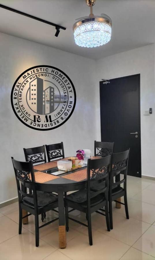 Formuslimonly Royal Majestic Homestay Novo 8 Residence Melaka Exteriör bild
